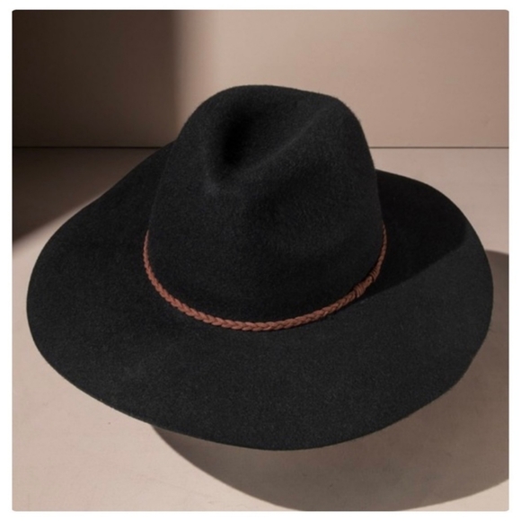 Wool Felt Wide Brim Panama Hat W/ Suede Braided Ribbon Accent✨️ - Picture 2 of 5